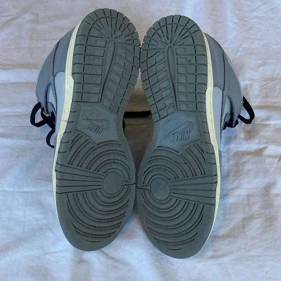 Nike Dunk High Aged Grey Sneakers Grey Fog/Particle Grey DD1869 001 Women Size 8 - Picture 10 of 13